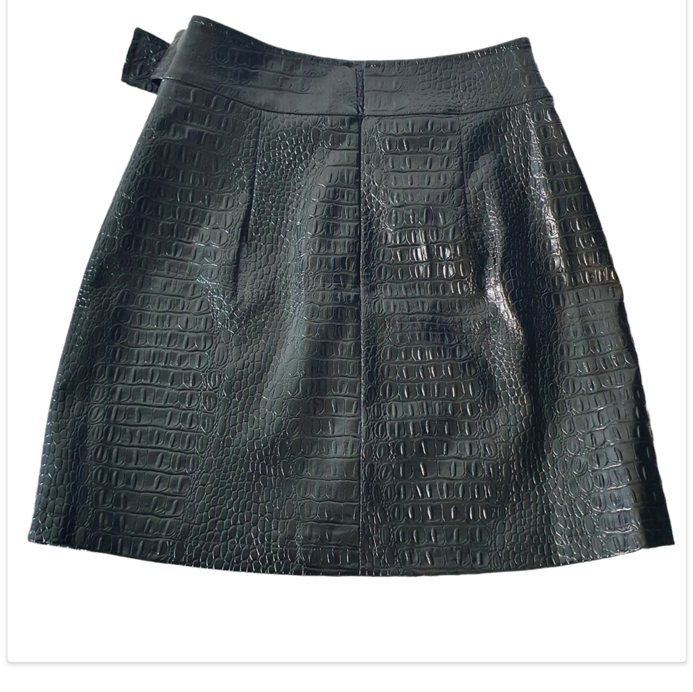 Atmos&Here Bianca Belted Mini Skirt faux Leather size 8 Black NWOT - Picture 5 of 7